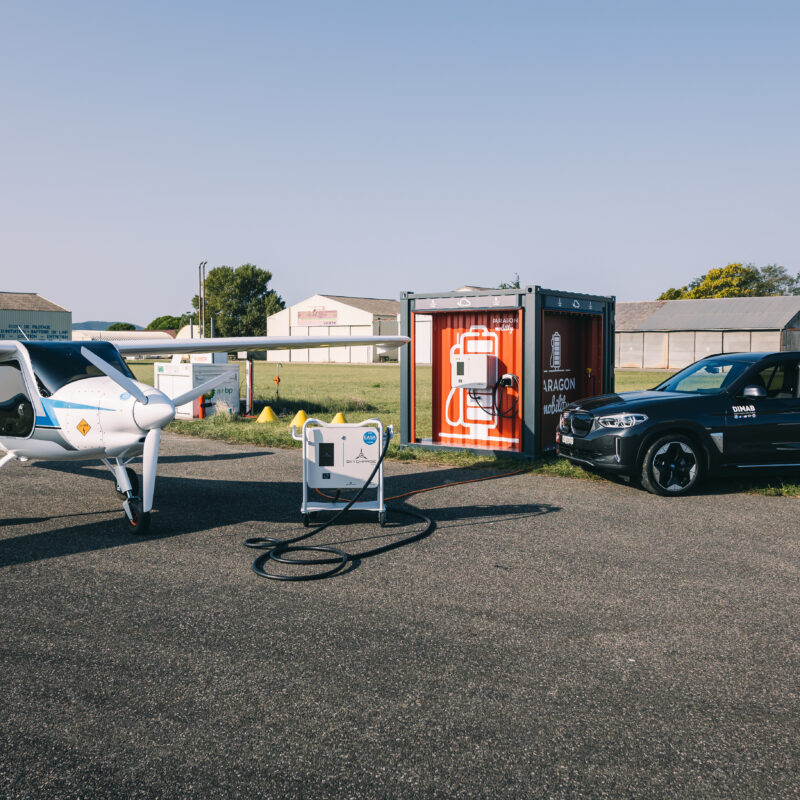 The Nano Pod charging three planes at a grid-constrained site